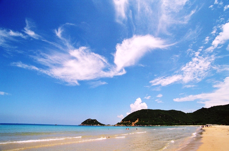 Admire “a forgotten paradise on the Earth” in photos- Dai Lanh Beach of Phu Yen