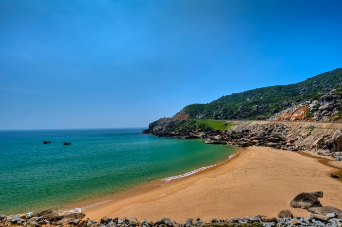 Admire “a forgotten paradise on the Earth” in photos- Dai Lanh Beach of Phu Yen