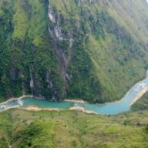 The spectacular beauty of Nho Que river