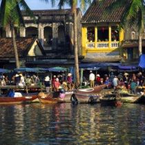 A world heritage site and shopper’s paradise in Hoian