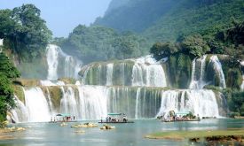 Discovering the impressive beauty of Ban Gioc waterfall in Vietnam