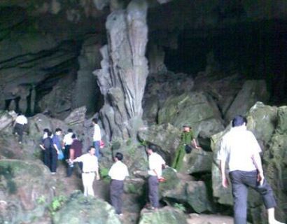  Cam Duong cave- listed as the group of 10 most beautiful caves in Vietnam