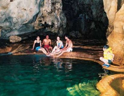 Phuong Hoang cave, Mo Ga stream, natural beauty in Thai Nguyen province