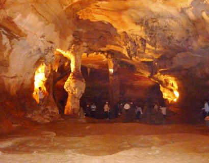 Tien Son Grotto, a Natural Beauty-Spot in Quang Binh Vietnam