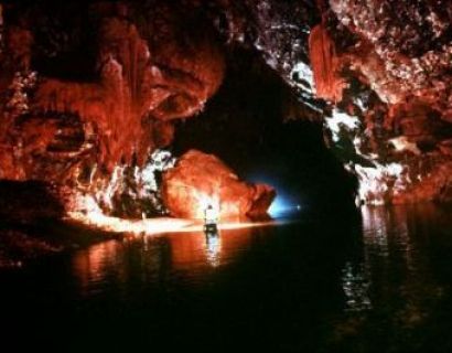 Nang Tien Grotto (Fairy Grotto)