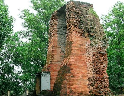 Vinh Hung Ancient Tower- Ancient Architecture Vestige