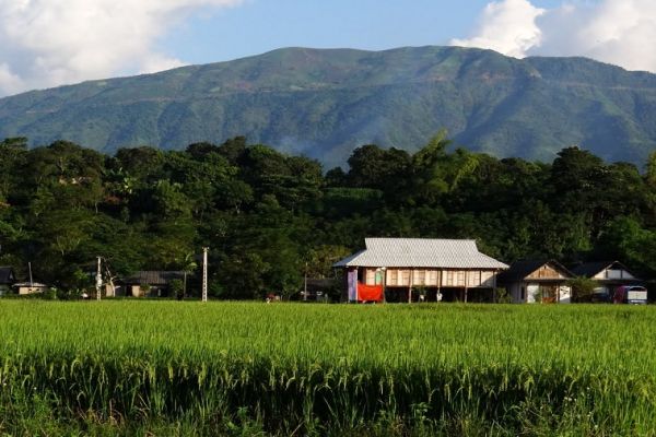 Explore the beautiful Muong Lo valley