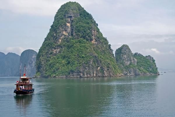 Vietnam Tourism figures falter