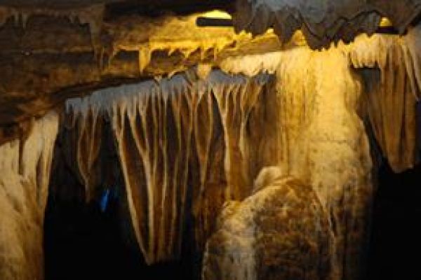 Thien Ha cave- new destination for tours in Vietnam