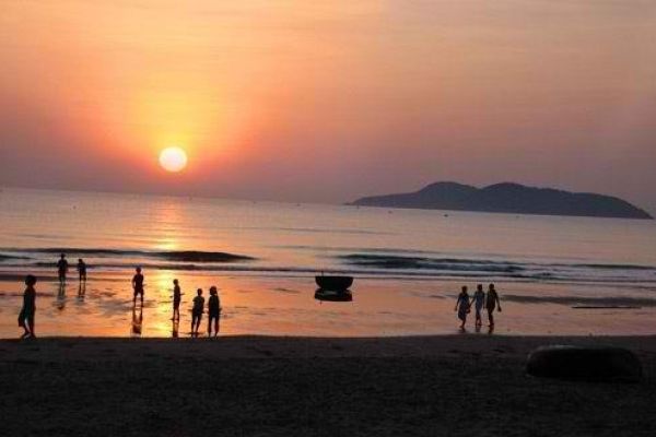 Cua Lo Beach- Popular destintion for tourists