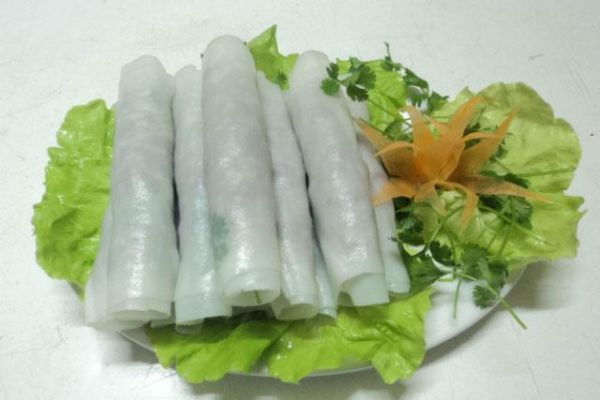 Pho cuon: A favourite dish for hot summer in Hanoi