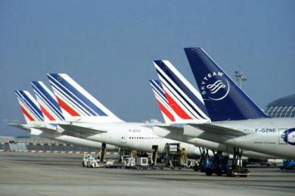 Air France discounts fares from Vietnam to Paris in August 