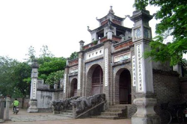 Co Loa Citadel will become a historical-ecological park in near future