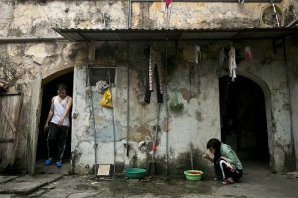 Hanoi’s old apartment blocks in pictures