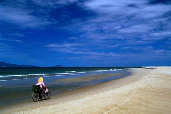 The ravishing beaches of the Central of Vietnam