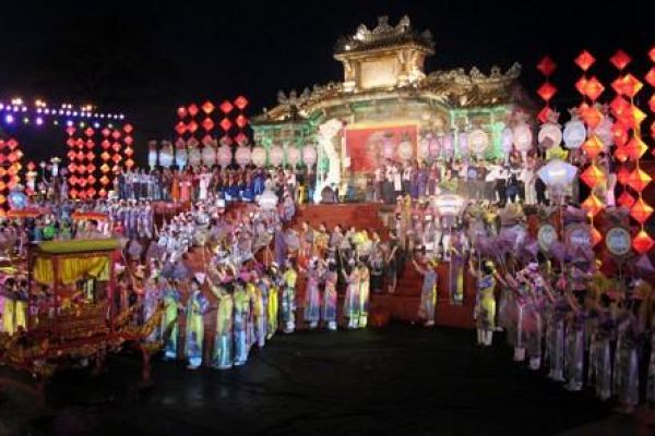 2013 Hue Traditional Crafts Festival draws 65,000 visitors