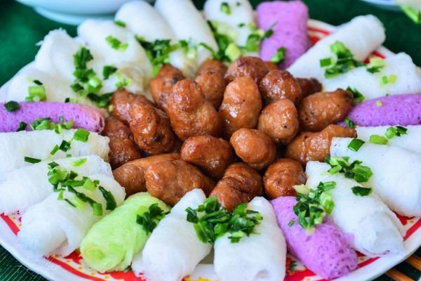 Enjoy Mekong Delta's cuisine