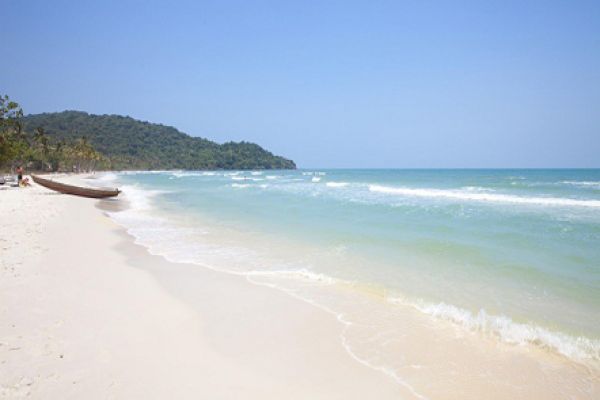 Ha My Beach, one of the most beautiful beaches in Asia 