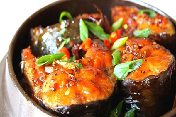Vietnamese ‘Ca Kho’ simmered fish