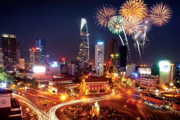 Saigon’s plan to draw tourists with weekly fireworks shows raises eyebrows