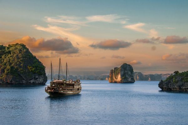 Vietnam Top 10 Best Places To Visit