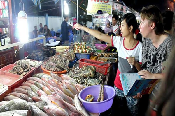 Phu Quoc adds another night market