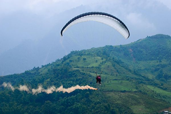 2017 Khau Pha paragliding festival kicks off