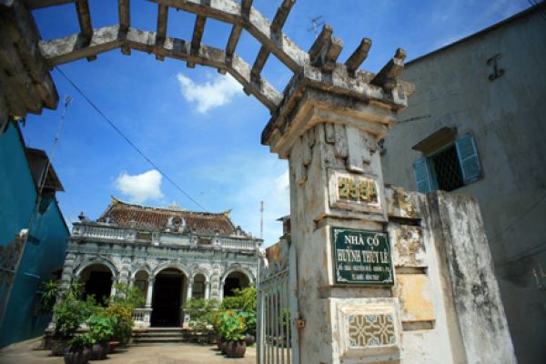 Visit the most famous ancient house in Dong Thap