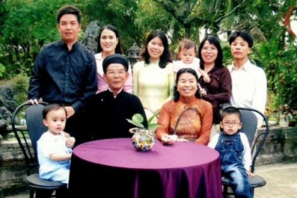 Vietnamese Family Life