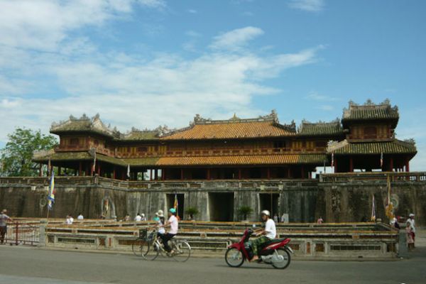  Hue targets Year of Tourism