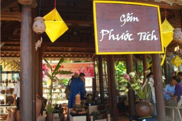 Preserve and develop tourism in traditional craft villages of Vietnam