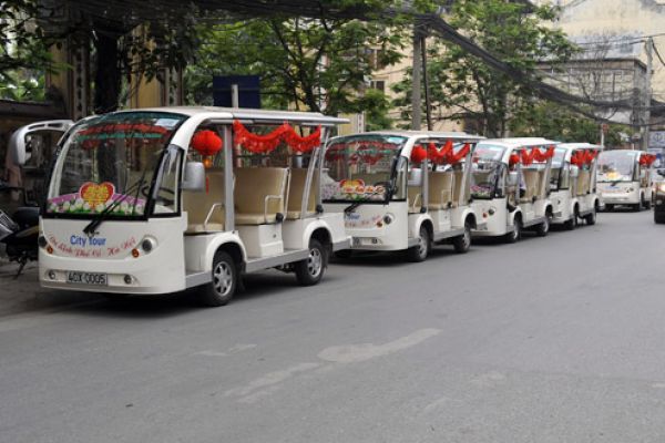 Travel by electric bus in Hanoi - Vietnam