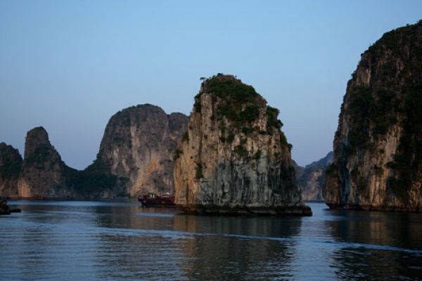 The exhibition of Halong Bay and Islands-Seas of Vietnam in September