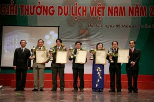 Vietnam Tourism Award 2010 to honor Top Brands