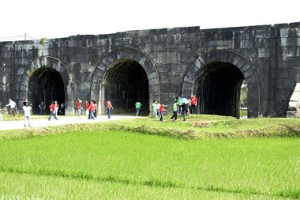  Upgradding Ho Dynasty Citadel World Heritage Site to promote tourism