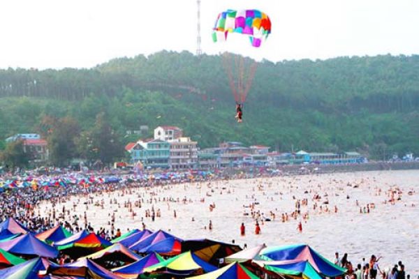 Do Son beach – a weekend sea resort for tourists in Vietnam tourism.