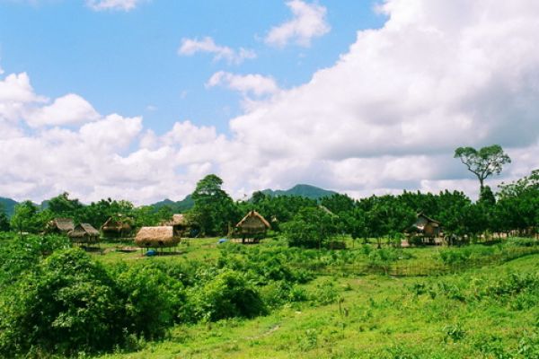 The Bru - Van Kieu - the Ethnic Group has the most permanent residents in the Truong Son region