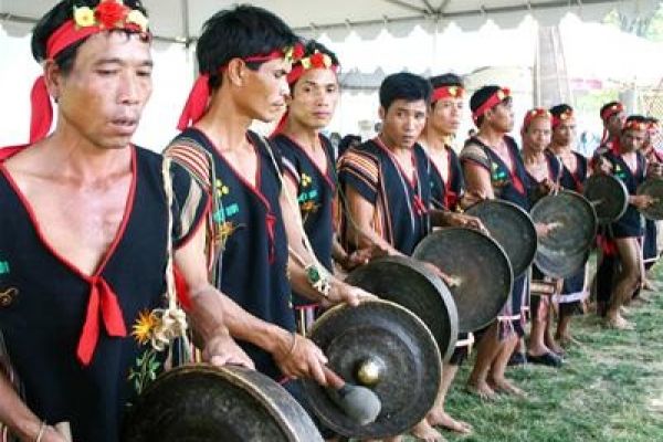 The Bahnar Ethnic Group - The ethnic minority of the unique folk songs, traditional musical instruments