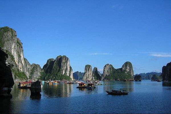 Bai Tu Long National Park - Enjoying fascinating scenery