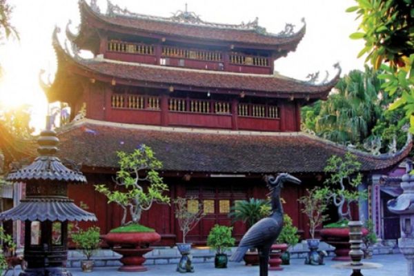 Du Hang Pagoda - ancient pagoda and on the big scale in Hai Phong