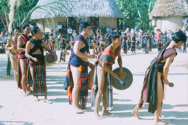 The Co Tu ethnic group with the unique festival costume