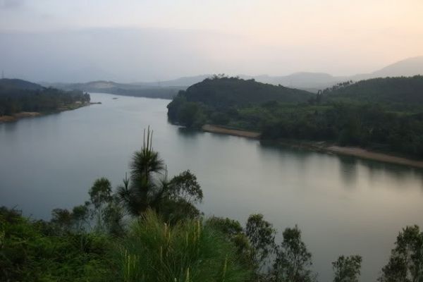 Vong Canh Hill- An ideal destination to picture a poetic ancient imperial city of Hue