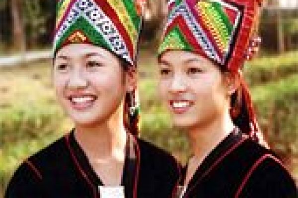 The Kho Mu ethnic group and old - standing cultural source