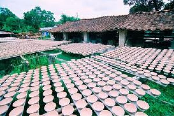 Pay a Visit to Binh Duong Ceramic Villages