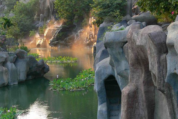 Vietnam’s Lac Canh Dai Nam Van Hien- The Largest Religious Tourist Site in ASEAN