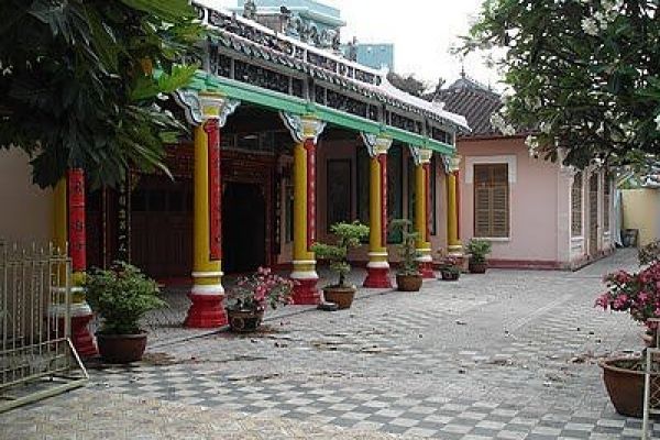 Quan De pagoda in Bac Lieu- The Symbol of Hoa People’s Culture
