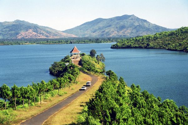 Discover the Hidden Charm of To Nung Lake