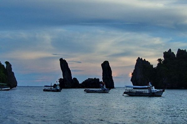 Phu Tu Islet, a Symbol of Ha Tien- Kien Giang