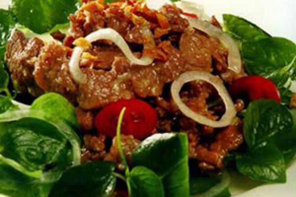 Beef Fried with Giang Leaf