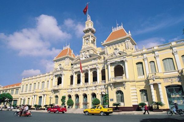 Visiting to Ho Chi Minh in spring